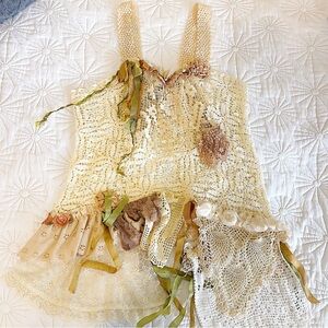 SOLD - Fairy Cottage Top!